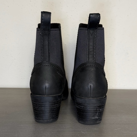 TEVA Anaya Boots Black Leather Mid Chelsea Waterproof Womens SIZE 7 - Picture 7 of 9